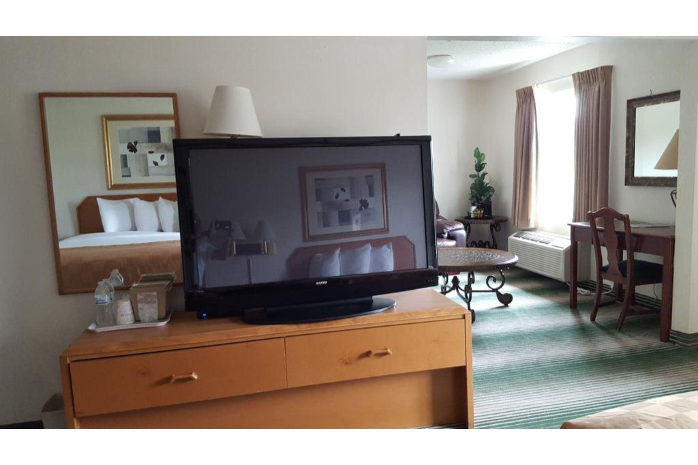 Rodeway Inn Central Колорадо Спрингс Екстериор снимка